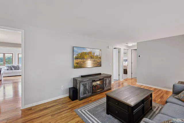 $415,000 | 1164 Merrifield Court, Shakopee, MN 55379