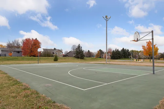 $415,000 | 1164 Merrifield Court, Shakopee, MN 55379