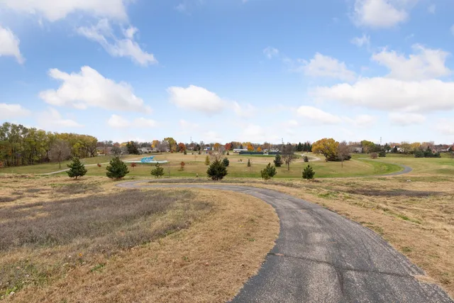 $415,000 | 1164 Merrifield Court, Shakopee, MN 55379