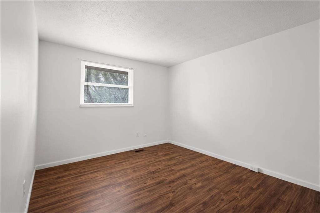 2023 Clearfork Road Bridgeville, PA 15017 - Photo 24 of 32 Gallery Image 24
