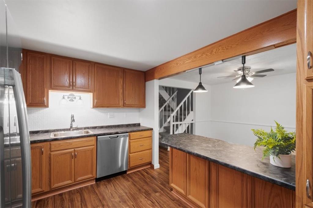 2023 Clearfork Road Bridgeville, PA 15017 - Photo 10 of 32 Gallery Image 10