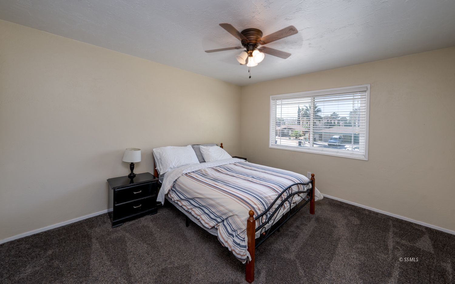 1252 Wayne Street Ridgecrest, CA 93555 - Photo 21 of 44 Gallery Image 21