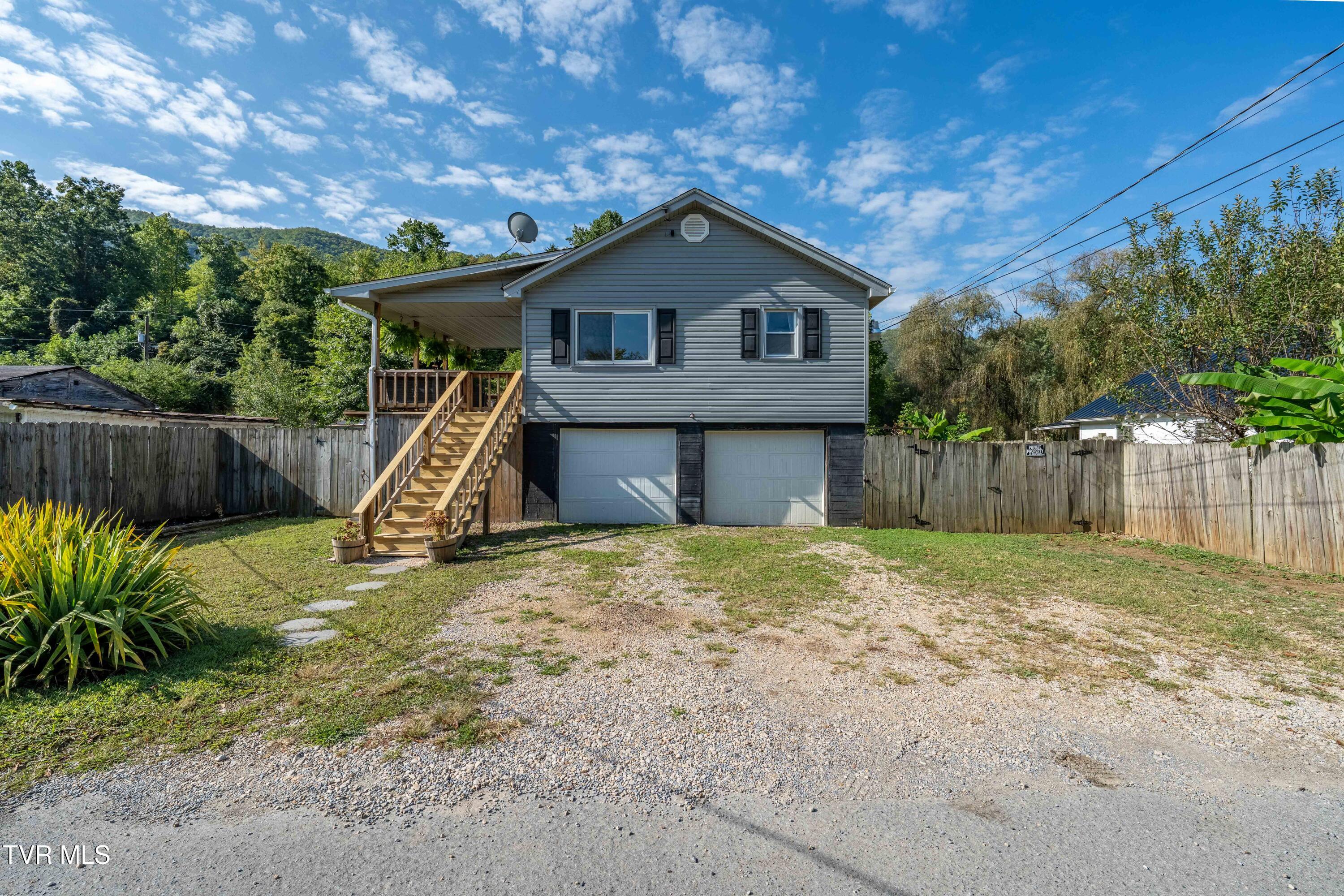 124 Smalling Street Hampton, TN 37658 - Photo 2 of 39 124 Smalling Street (2 of 39)