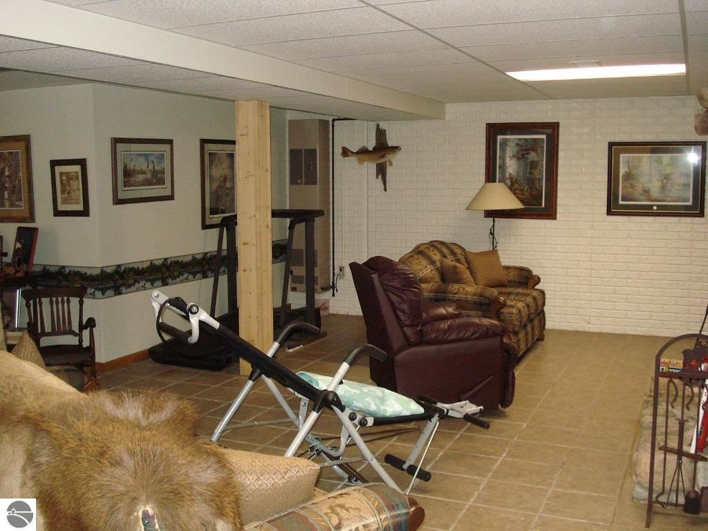 8441 Clarabella Road Clare, MI 48617 - Photo 23 of 38 1794617-22.JPG