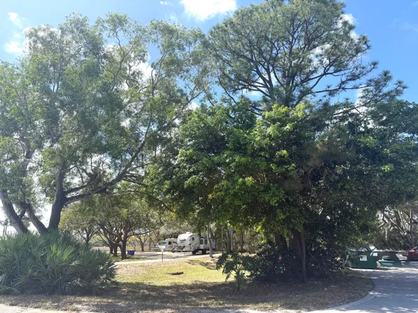 $195,500 | 6537 Southeast Federal Highway, Unit 202, Stuart, FL 34997