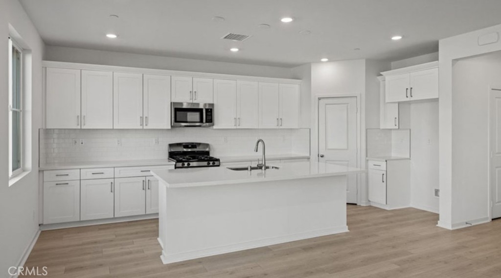 9583 Silverstein Drive Riverside, CA 92508 - Photo 3 of 7 REPRESENTATIVE PHOTO