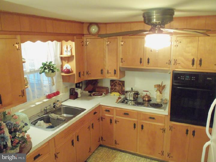 500 Mock Road Pottstown, PA 19464 - Photo 2 of 25 Gallery Image 2