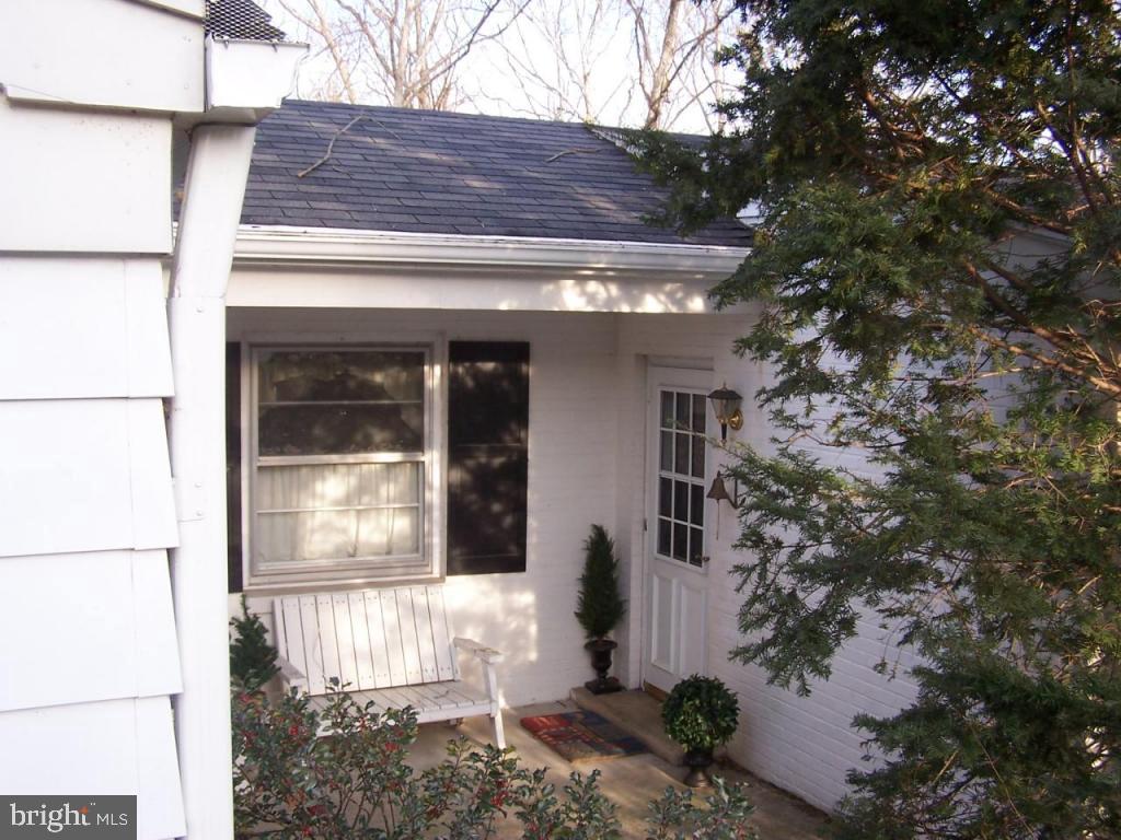 53 North Cornwall Road Lebanon, PA 17042 - Photo 4 of 21 Gallery Image 4