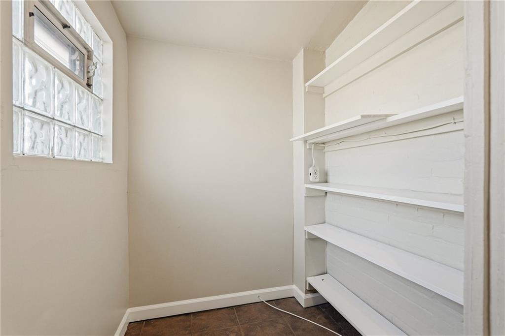 218 39th Street Pittsburgh, PA 15201 - Photo 12 of 24 a view of an empty walk in closet