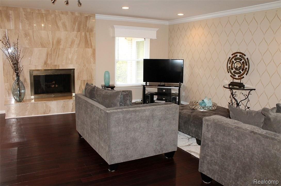 30740 Ridgeway Drive Farmington, MI 48334 - Photo 9 of 58 IMG_1758.JPG