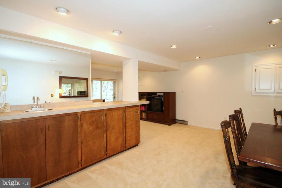 9919 Natick Road Burke, VA 22015 - Photo 27 of 30 Interior (General)