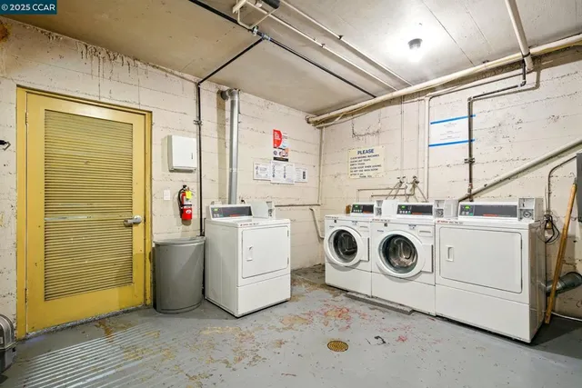 $319,000 | 193-193 Montecito Avenue, Unit 303, Oakland, CA 94610