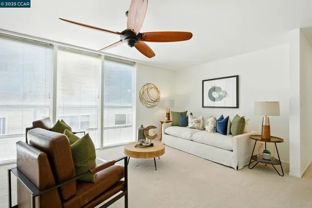 $319,000 | 193-193 Montecito Avenue, Unit 303, Oakland, CA 94610