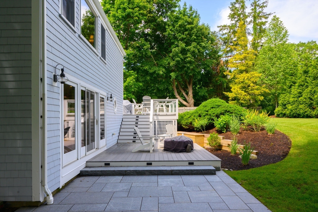 20 Nichols Road Cohasset, MA 02025 - Photo 3 of 39