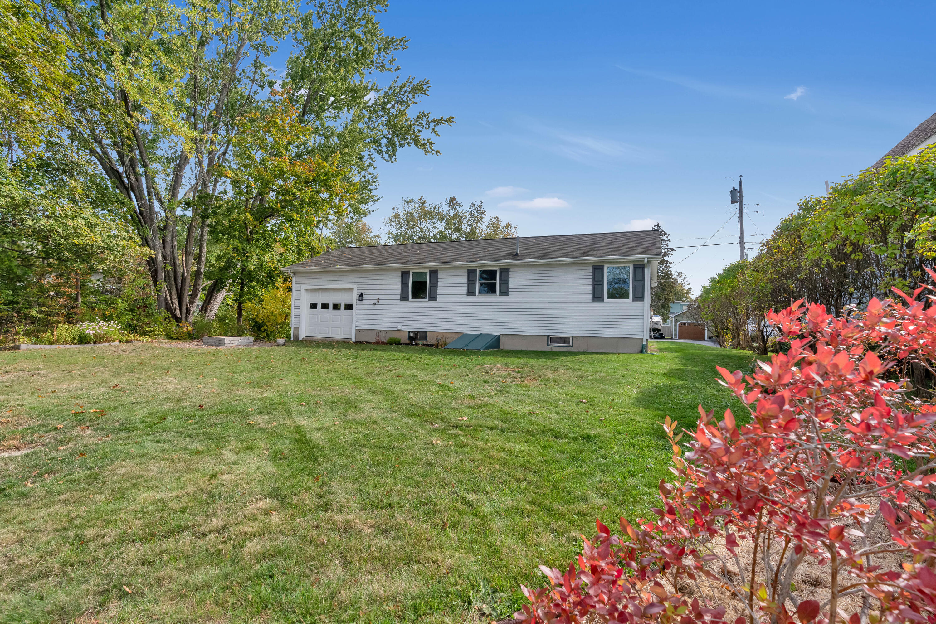 15 Lafayette Street Saco, ME 04072 - Photo 7 of 28 _DSC6536