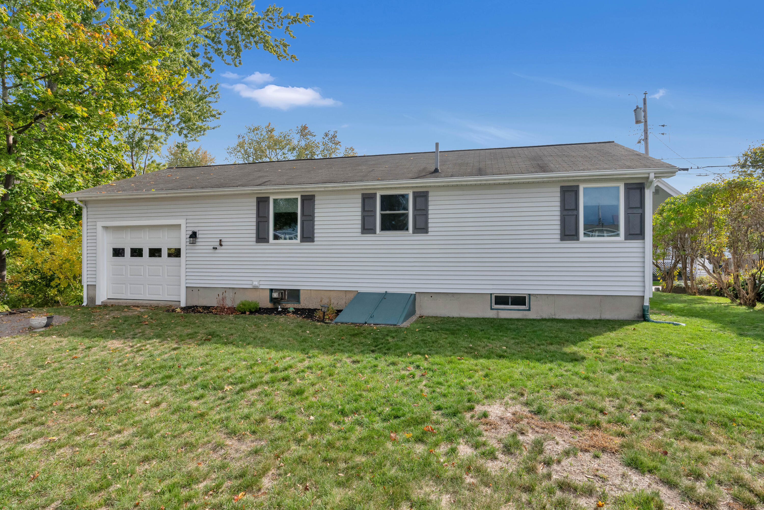 15 Lafayette Street Saco, ME 04072 - Photo 8 of 28 _DSC6542