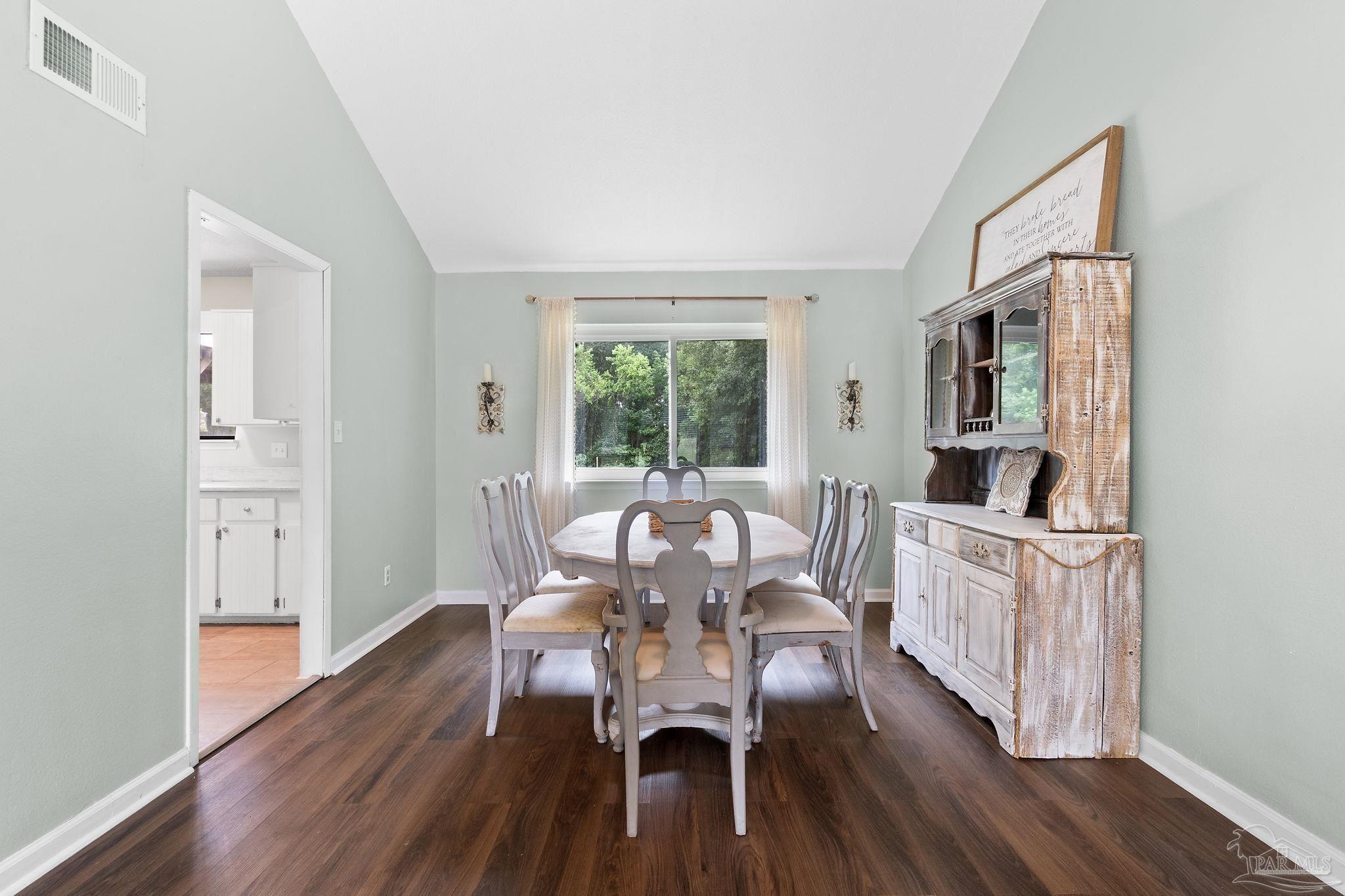 5069 Guernsey Road Pace, FL 32571 - Photo 13 of 46