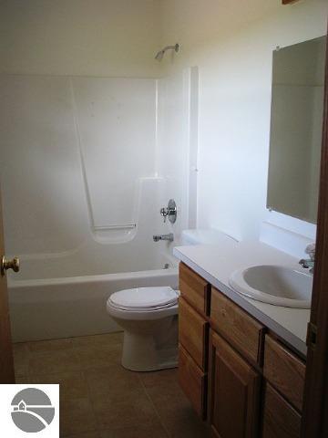 8226 Kingsley Road Kingsley, MI 49649 - Photo 10 of 15 1692100-9.JPG