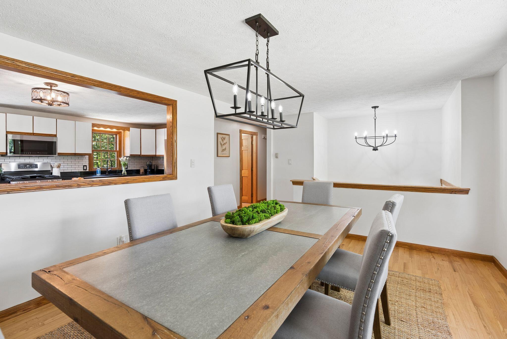836 Old Post Road Arundel, ME 04046 - Photo 11 of 53 Dining Room