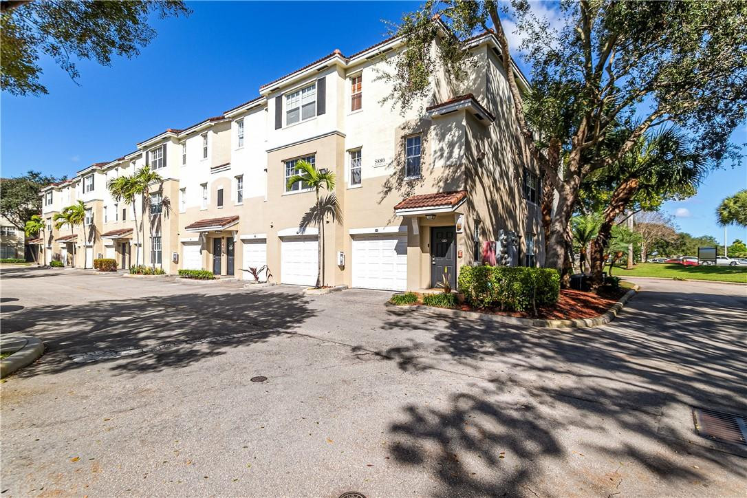 5880 West Sample Road, Unit 208 Coral Springs, FL 33067 - Photo 2 of 37 Photo 2