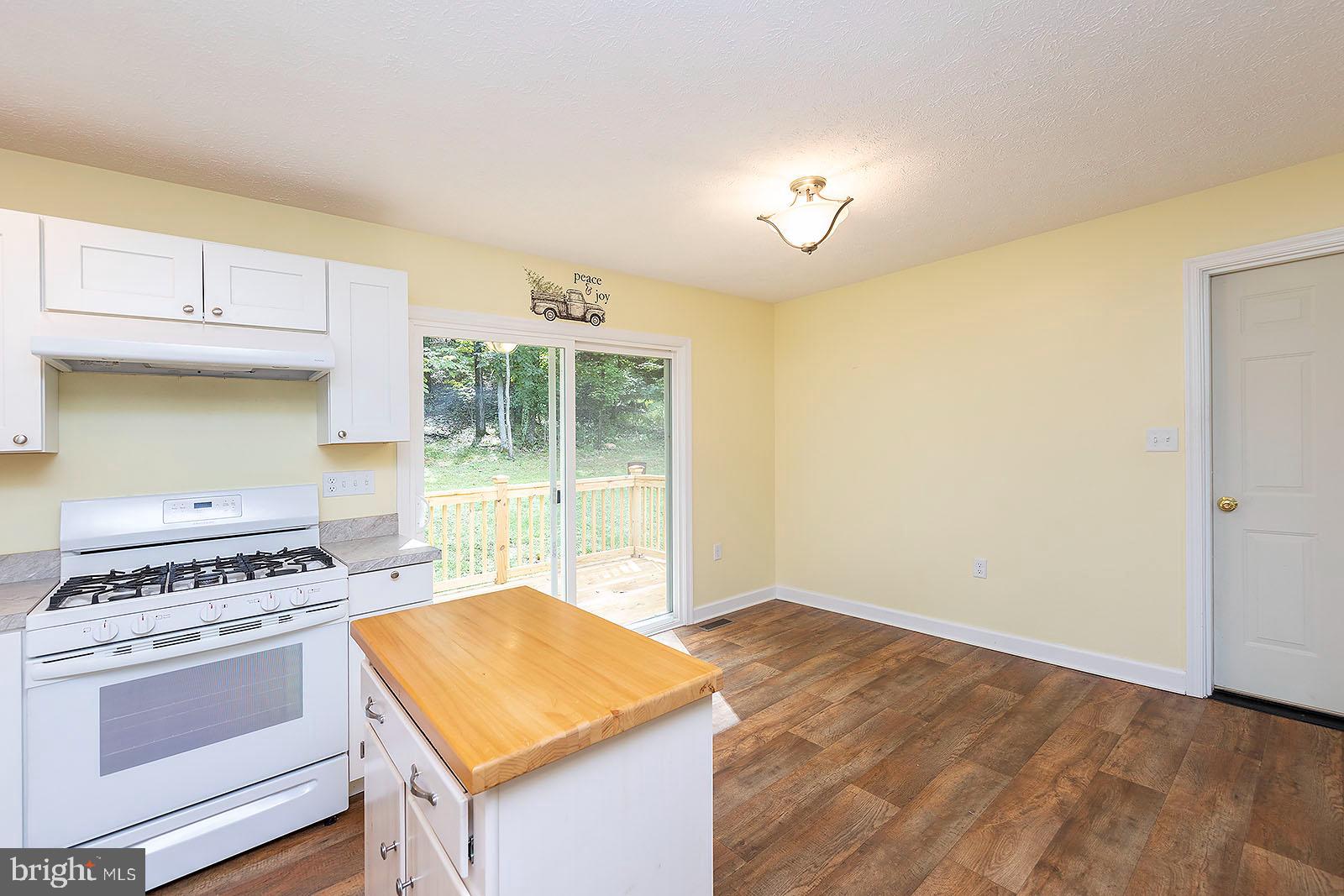 925 Christian Church Road High View, WV 26808 - Photo 10 of 42