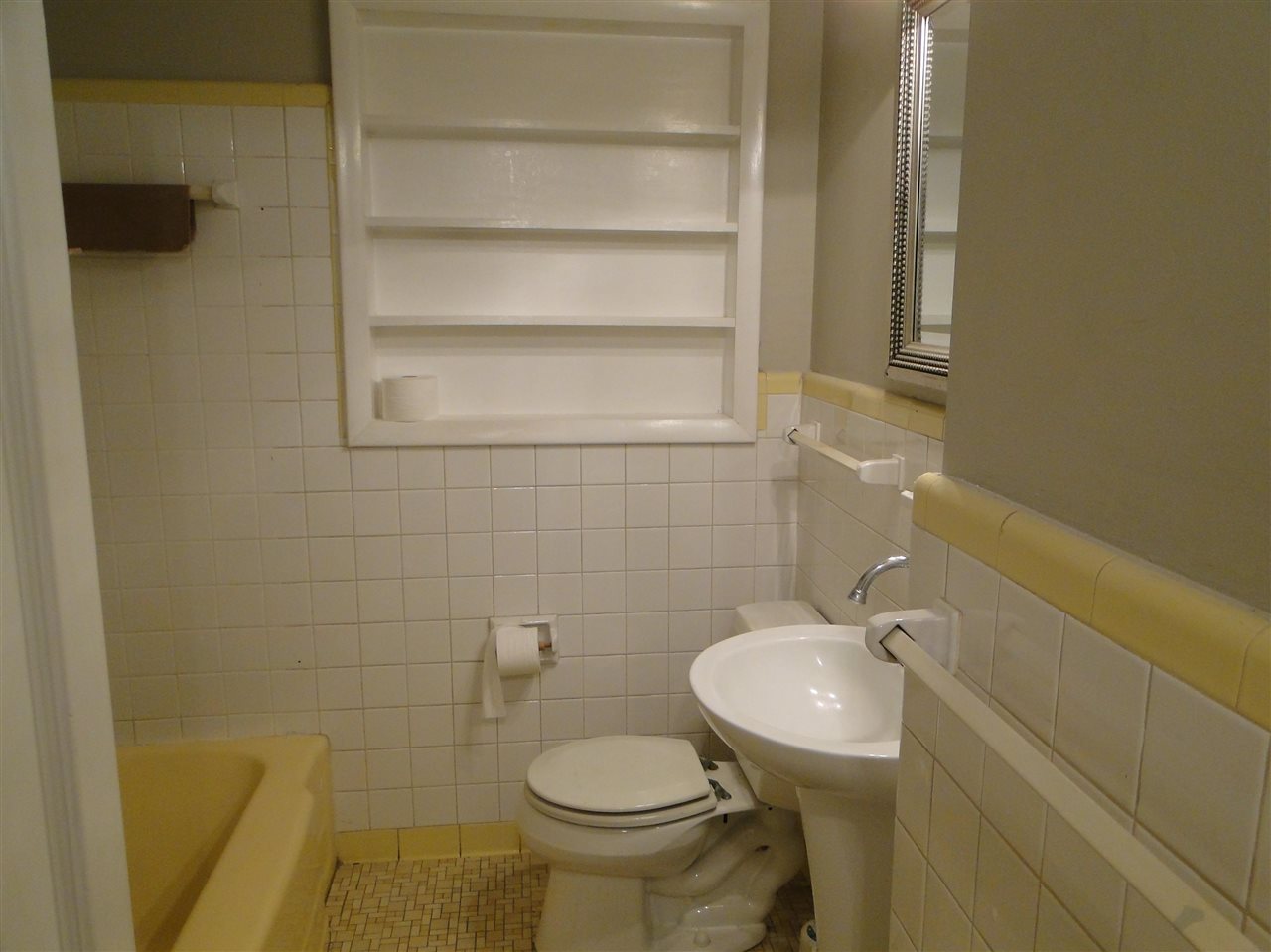 5140 Princeton Road Memphis, TN 38117 - Photo 12 of 14