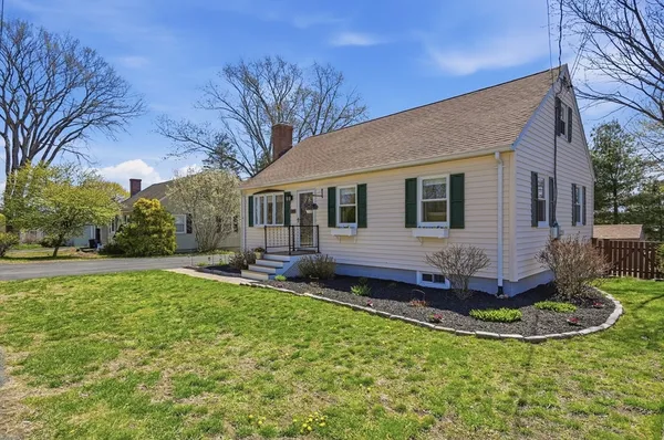 $699,900 | 120 Conant Street, Beverly, MA 01915