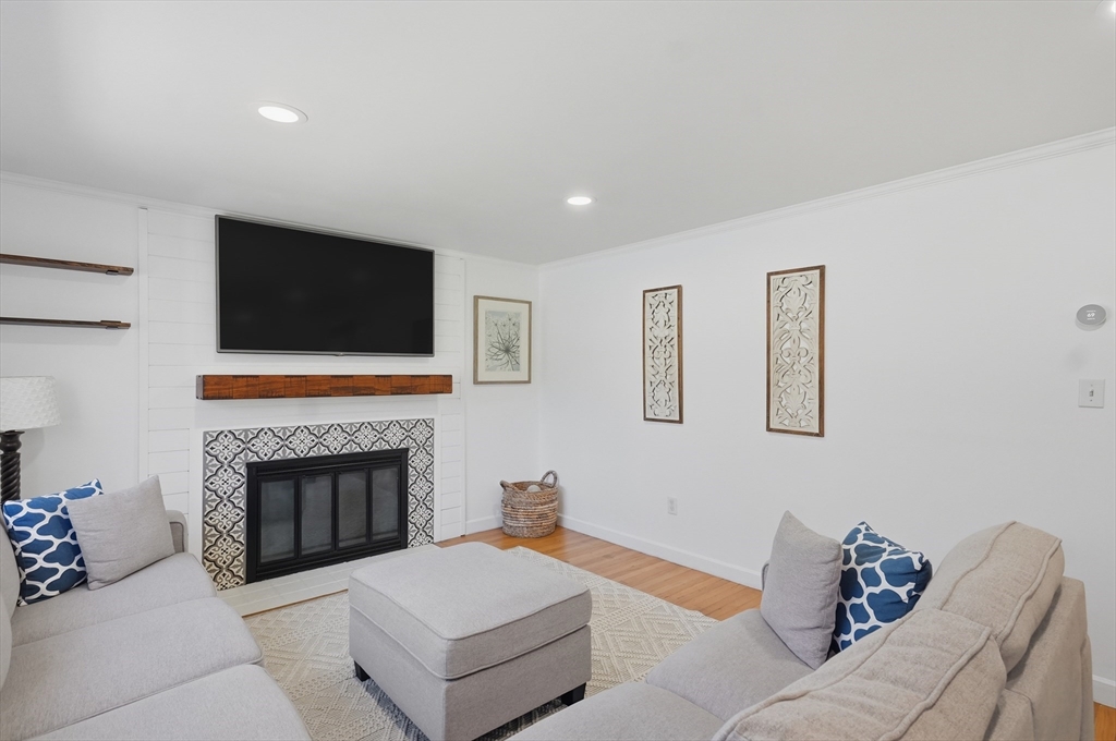 120 Conant Street Beverly, MA 01915 - Photo 4 of 42