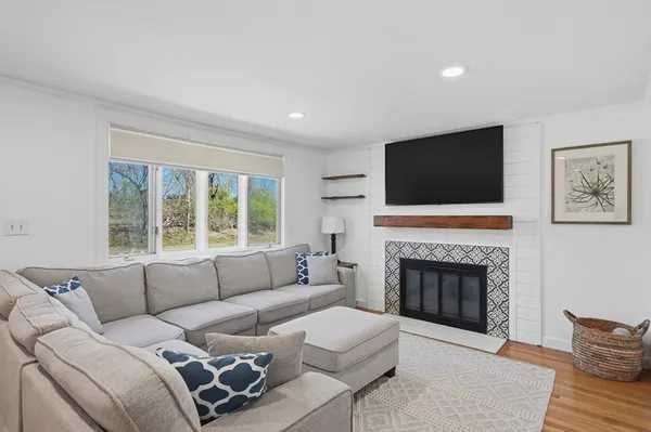 $699,900 | 120 Conant Street, Beverly, MA 01915