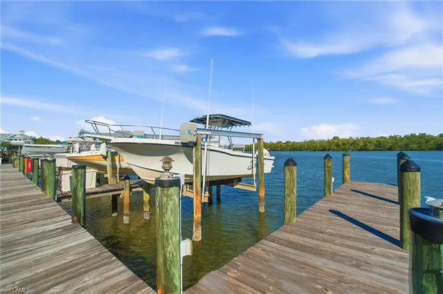 $994,000 | 305 Goodlette-Frank Road, Unit C205, Naples, FL 34102