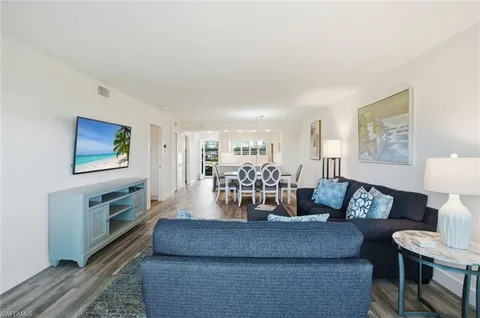 $994,000 | 305 Goodlette-Frank Road, Unit C205, Naples, FL 34102