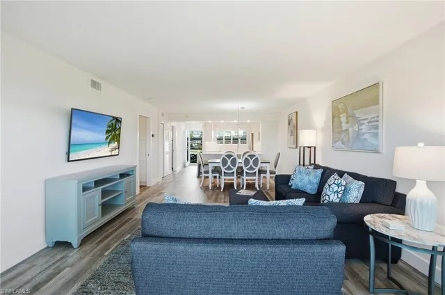 $994,000 | 305 Goodlette-Frank Road, Unit C205, Naples, FL 34102