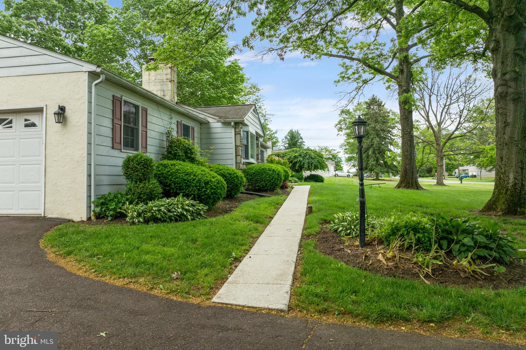 593 Moyer Road Souderton, PA 18964 - Photo 6 of 49 Gallery Image 6