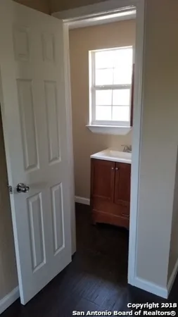 $650 | 318 Aransas Avenue, Unit C, San Antonio, TX 78210