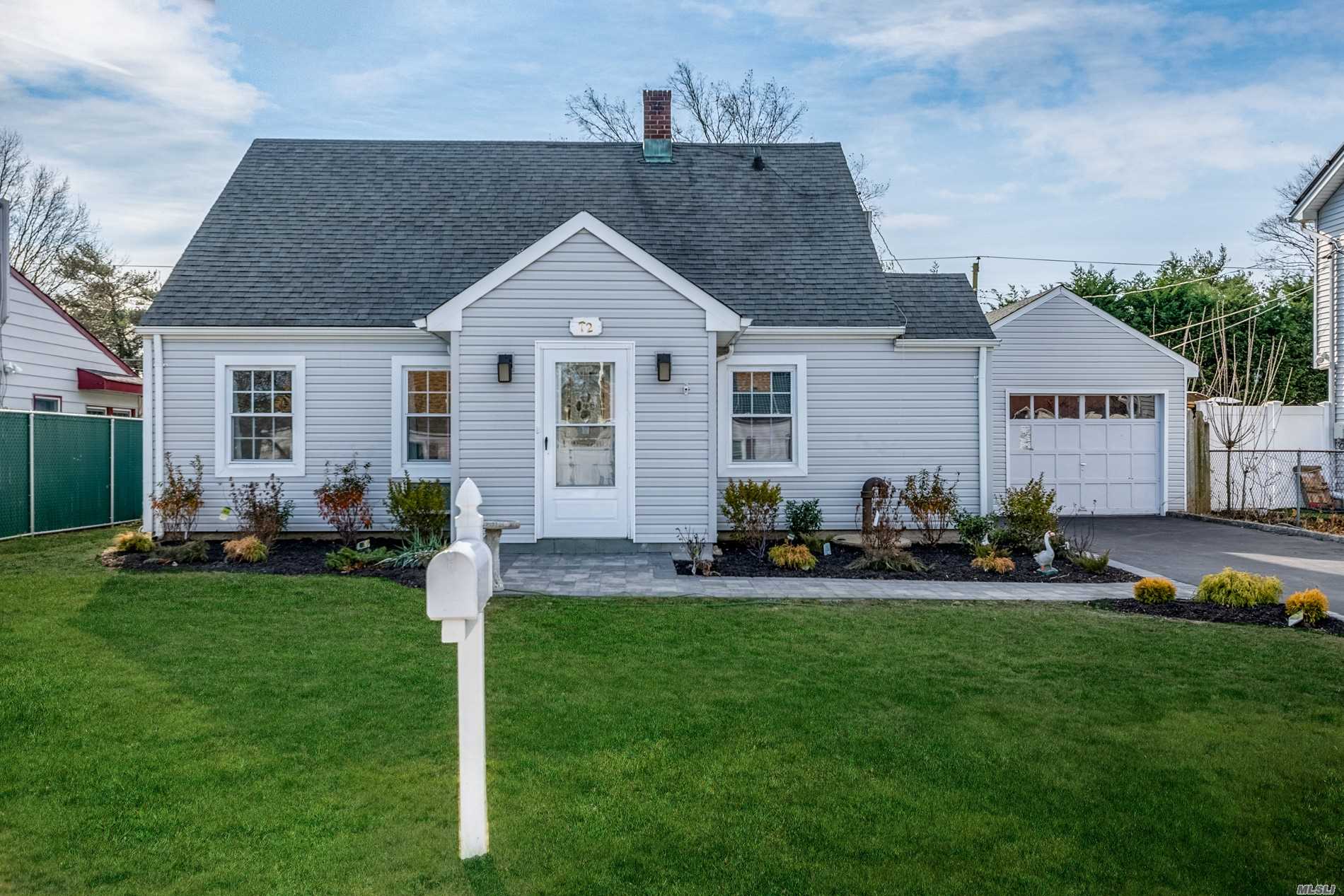 72 Periwinkle Road Levittown, NY 11756 - Photo 1 of 1