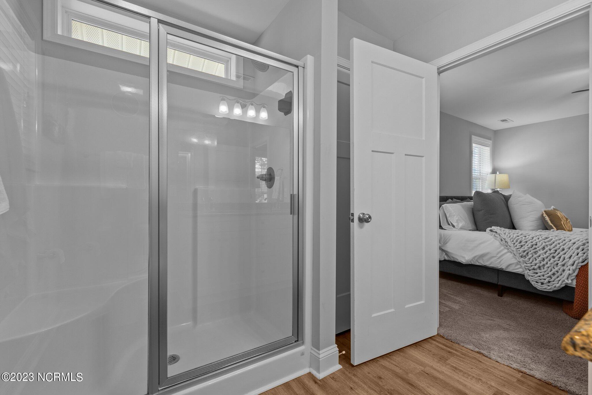 10 Lassiter Lane Pinehurst, NC 28374 - Photo 29 of 48 Master Bathroom