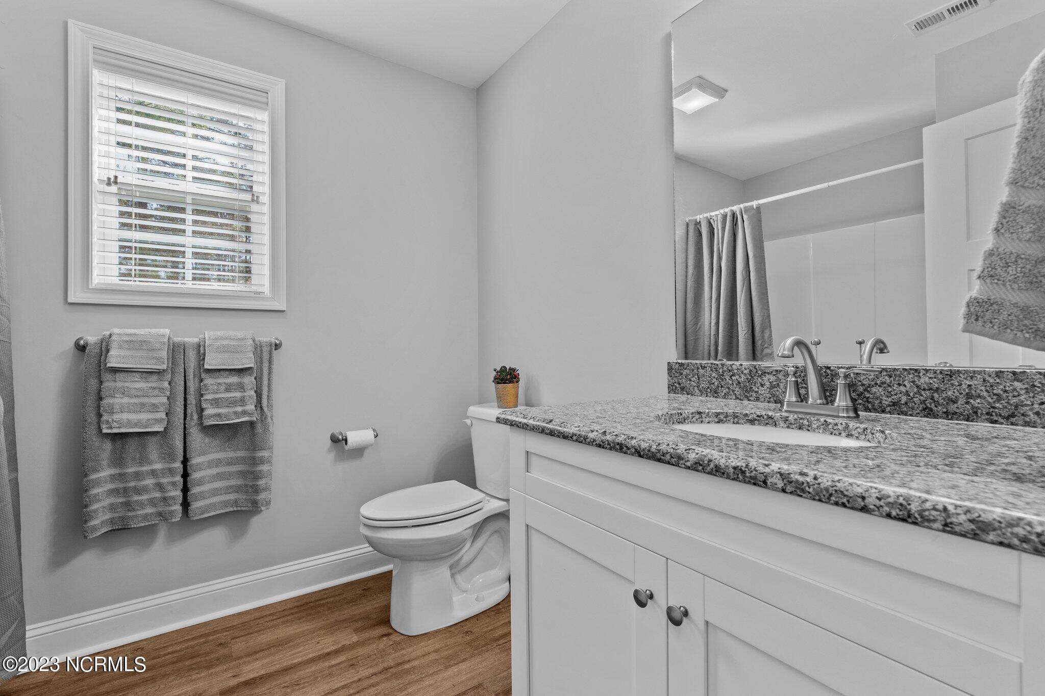 10 Lassiter Lane Pinehurst, NC 28374 - Photo 36 of 48 Bathroom 2