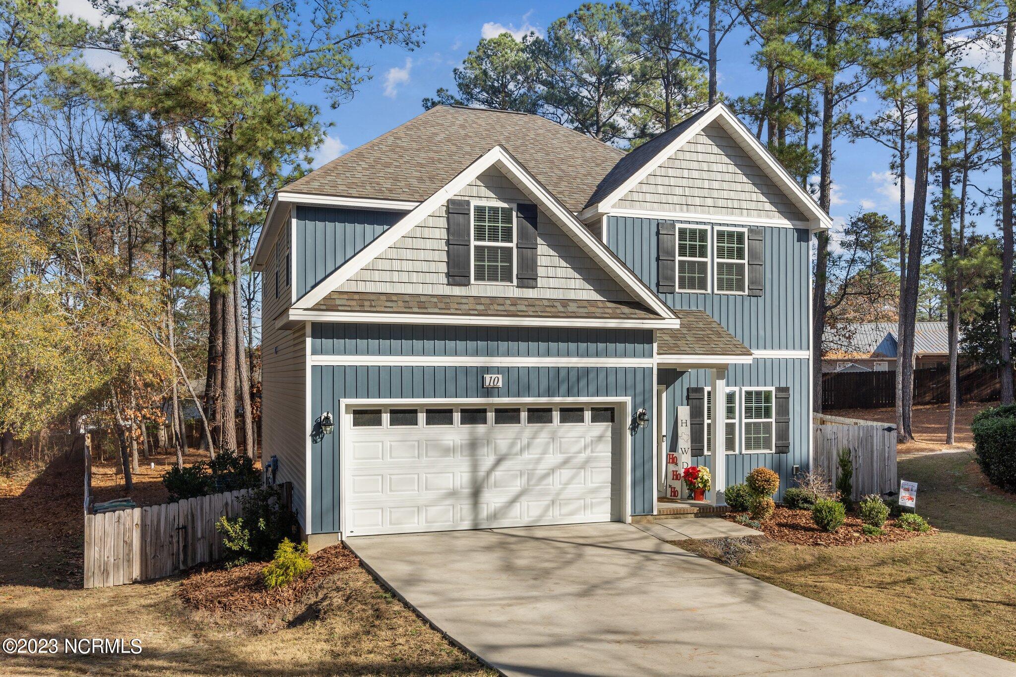 10 Lassiter Lane Pinehurst, NC 28374 - Photo 4 of 48 Front