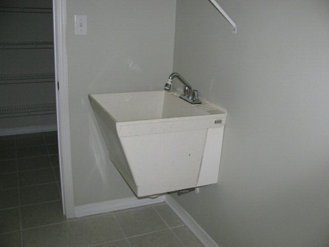 155 Pennbrooke Loop Foley, AL 36535 - Photo 17 of 32 Utility Room