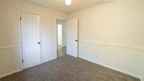 an empty room with a empty space