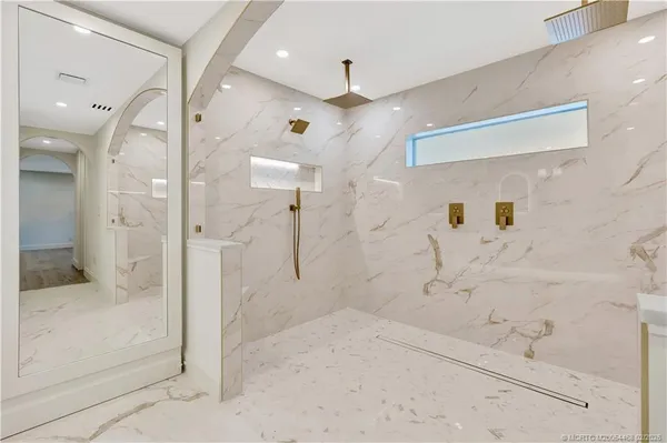 $1,599,000 | 3984 Southeast Fairway East, Stuart, FL 34997