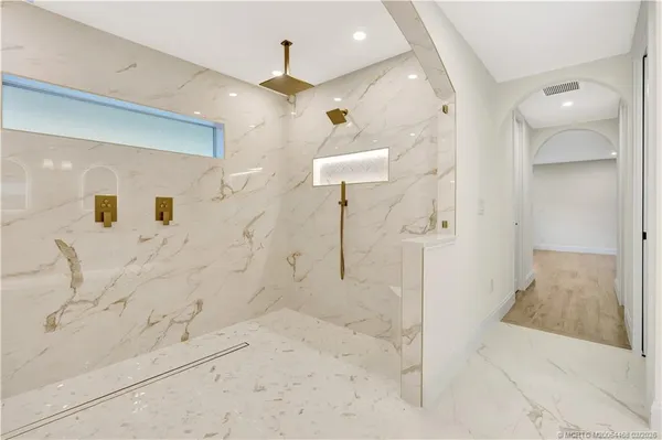 $1,599,000 | 3984 Southeast Fairway East, Stuart, FL 34997