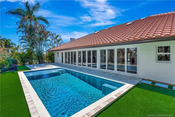 $1,599,000 | 3984 Southeast Fairway East, Stuart, FL 34997