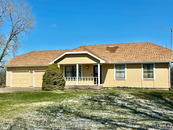 $309,900 | 14296 123rd Lane, Hoyt, KS 66440