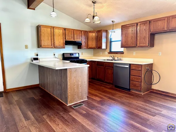 $309,900 | 14296 123rd Lane, Hoyt, KS 66440