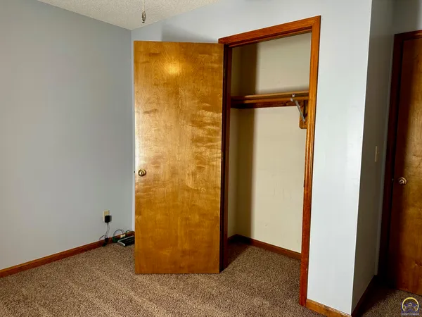 $309,900 | 14296 123rd Lane, Hoyt, KS 66440