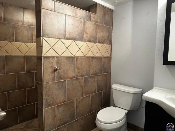 $309,900 | 14296 123rd Lane, Hoyt, KS 66440