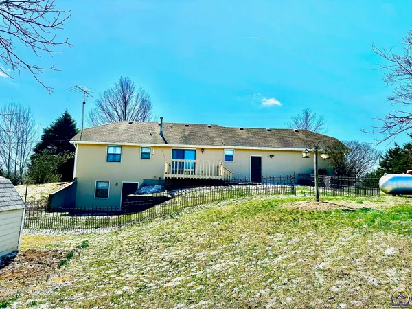 $309,900 | 14296 123rd Lane, Hoyt, KS 66440