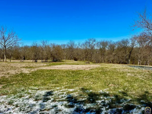$309,900 | 14296 123rd Lane, Hoyt, KS 66440
