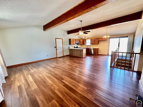 $309,900 | 14296 123rd Lane, Hoyt, KS 66440